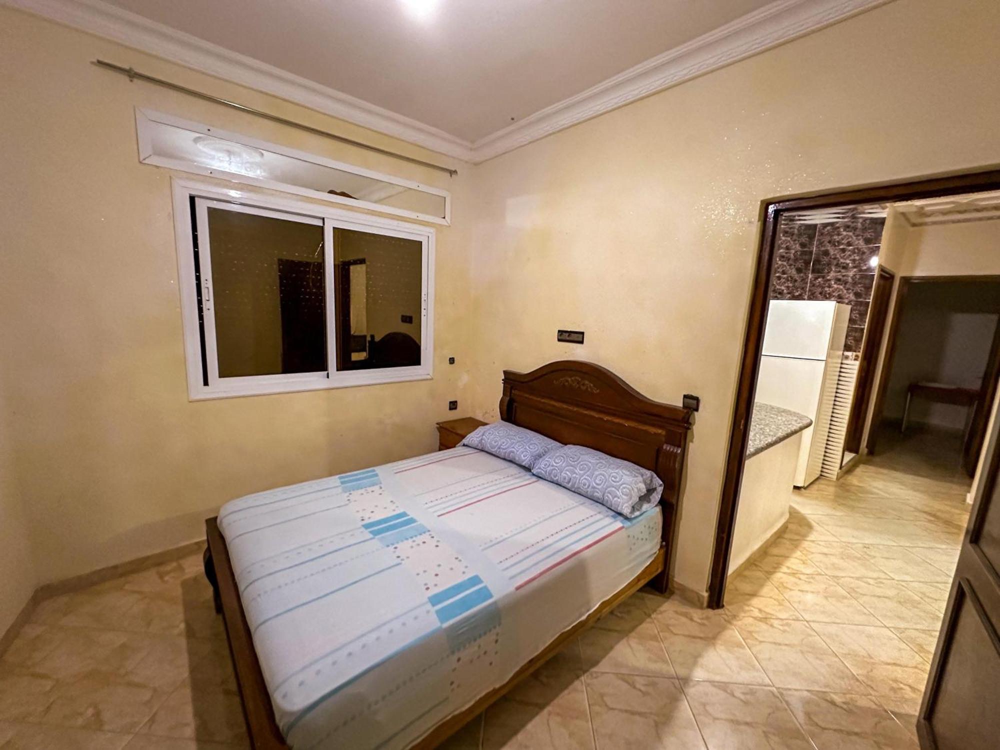 Appartement El Hichou 1 Ksar Sghir Exteriör bild